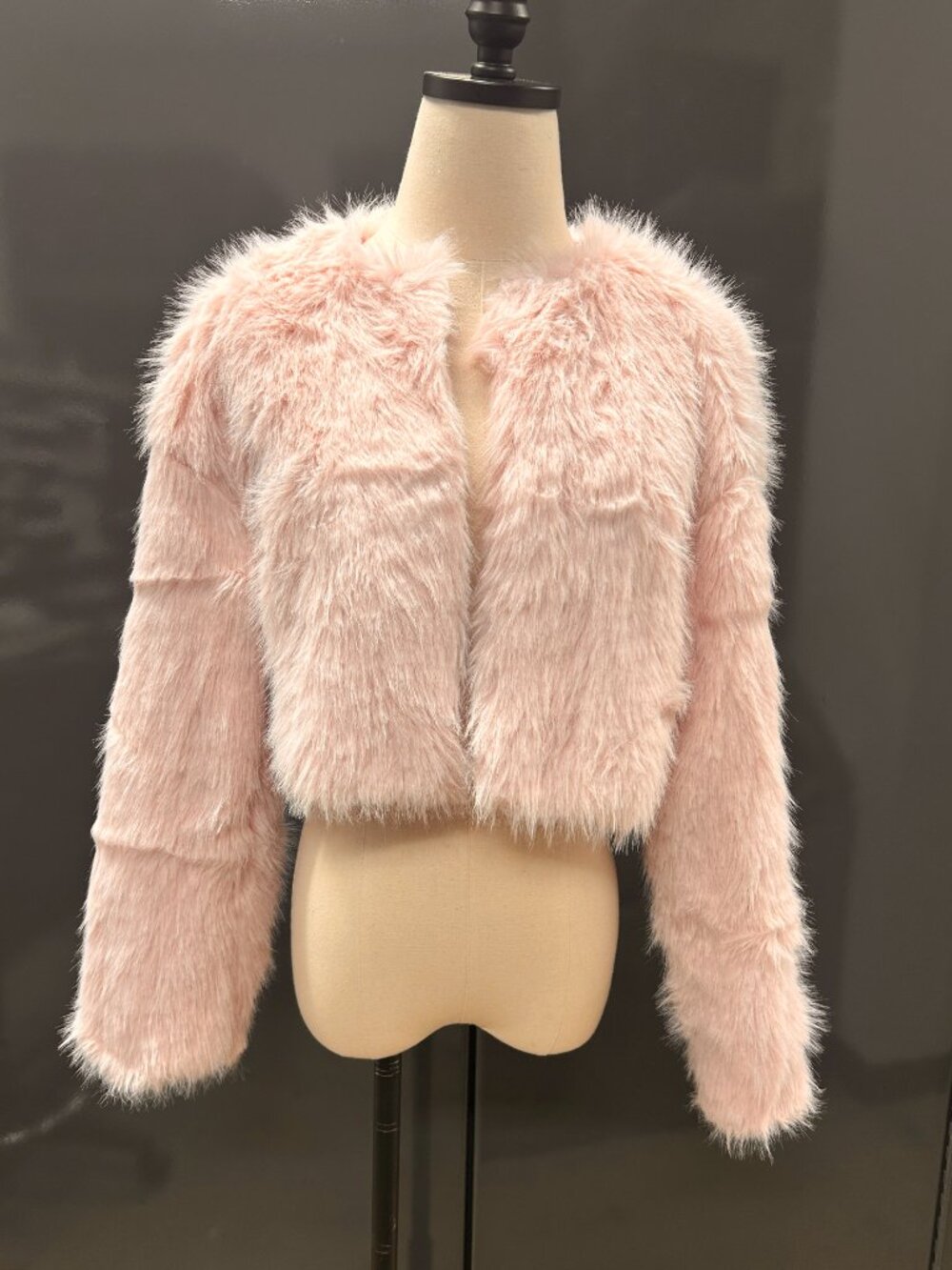 Baby Pink Cropped Faux Fur Jacket - Picture 2 of 3